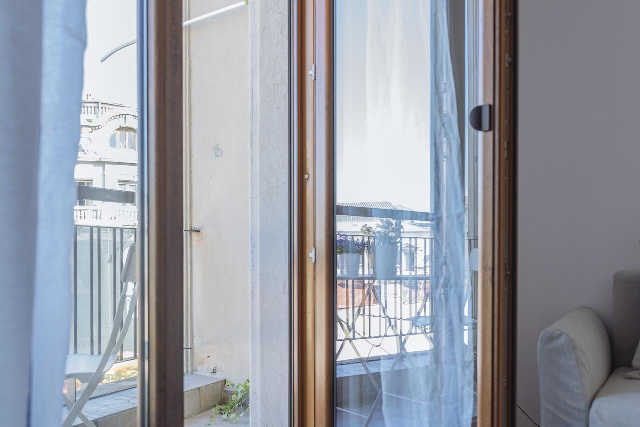 Old Town - City Center Apartment Bucharest Luaran gambar