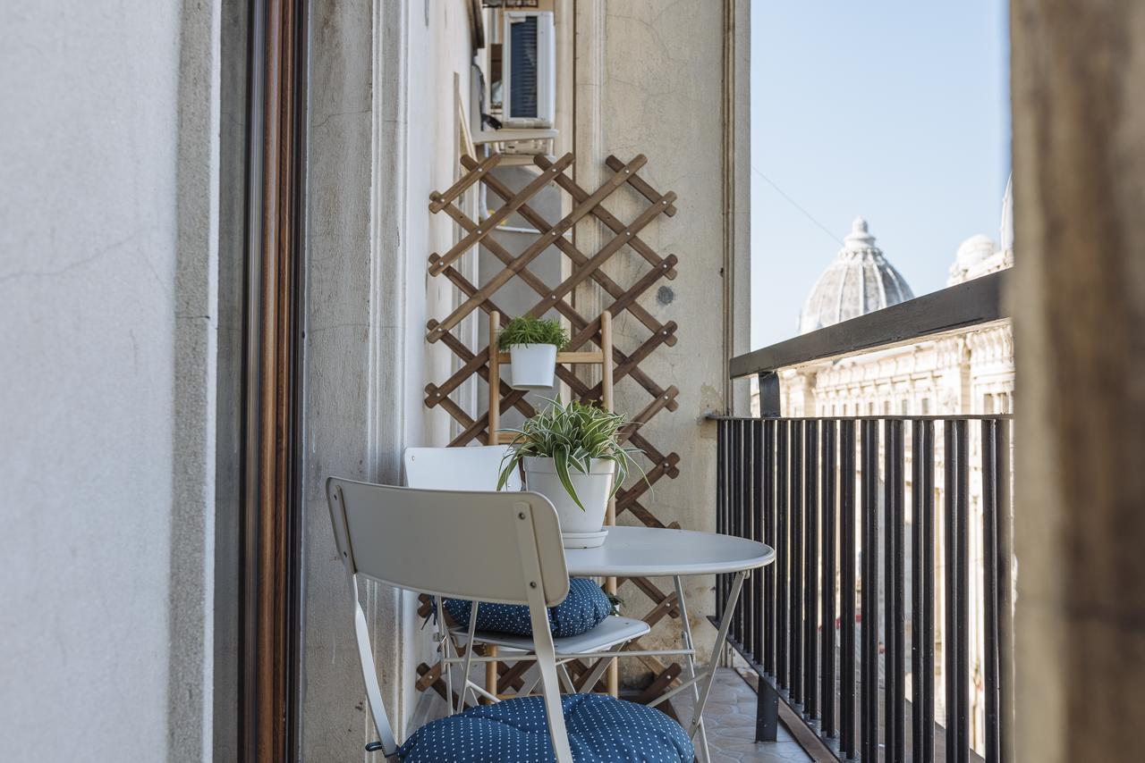 Old Town - City Center Apartment Bucharest Luaran gambar